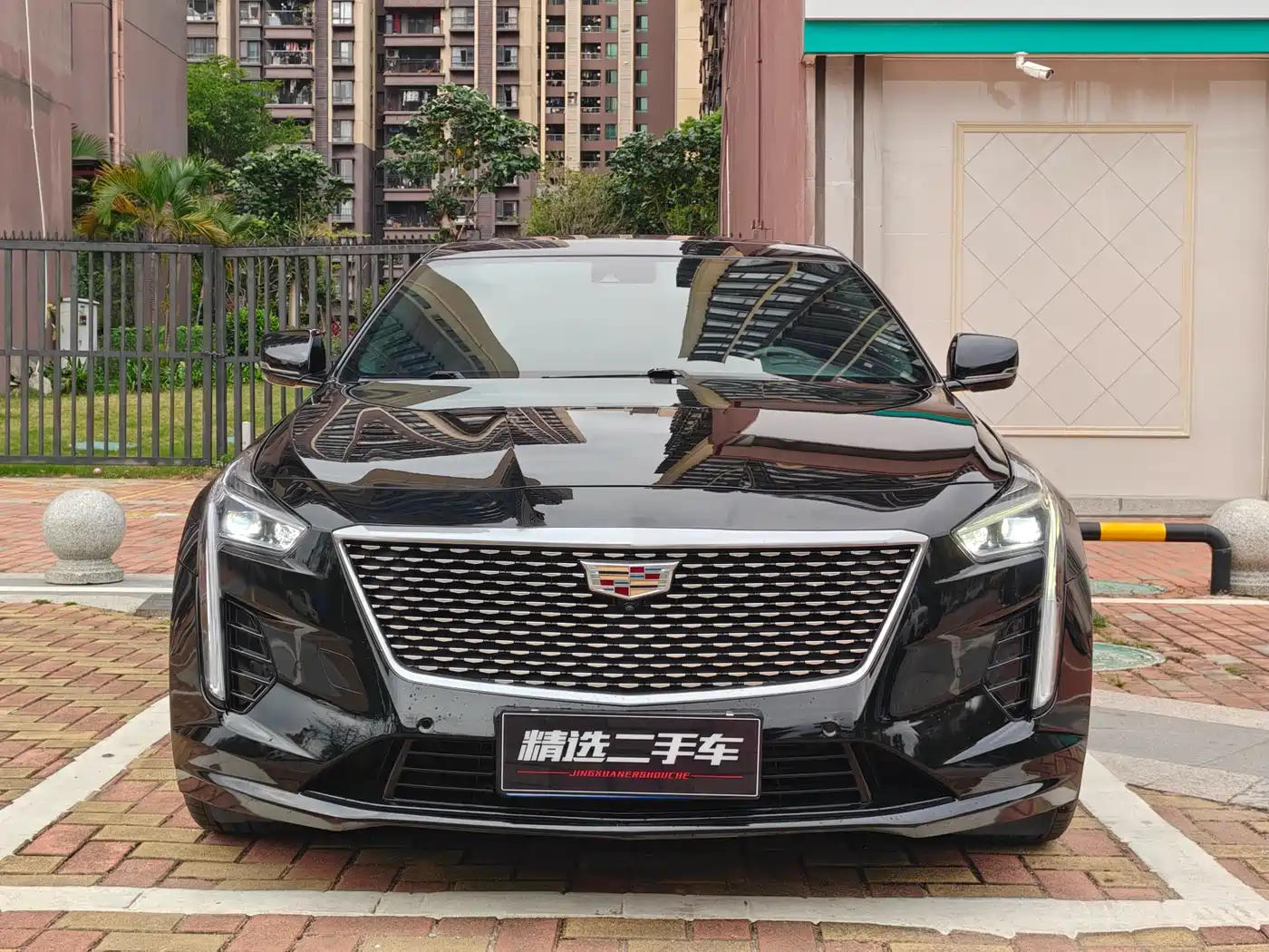CADILLAC CT6