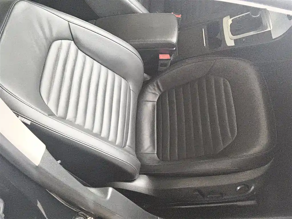Volkswagen Magotan 2016 1.8TSI Smart Comfort фото 25