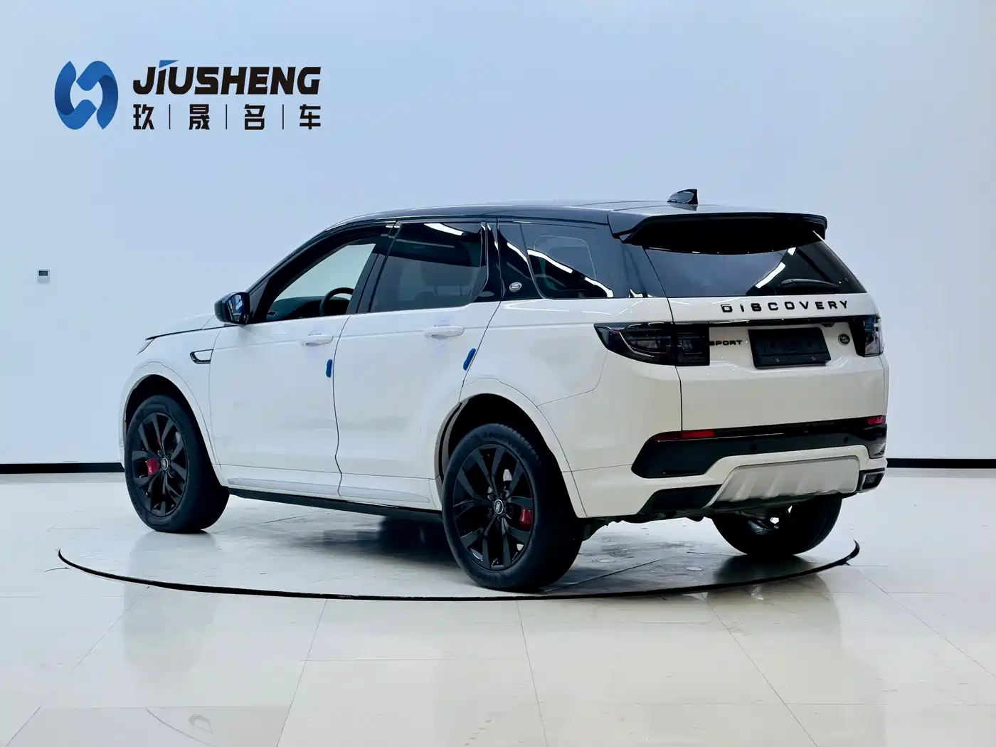 Land Rover Discovery Sport 2025 249PS Performance Tech Edition фото 3