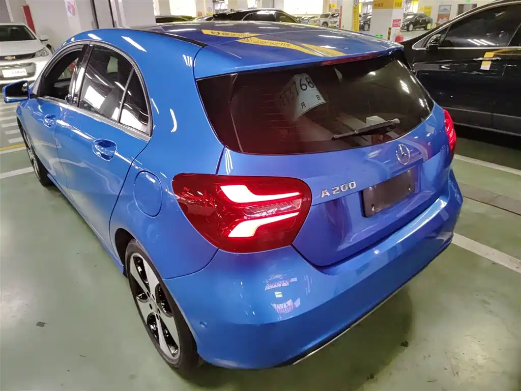 Mercedes-Benz A-Class (Import) 2017 Facelift A 200 Fashion фото 23