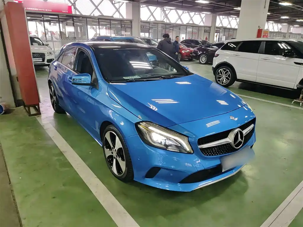 Mercedes-Benz A-Class (Import) 2017 Facelift A 200 Fashion фото 22