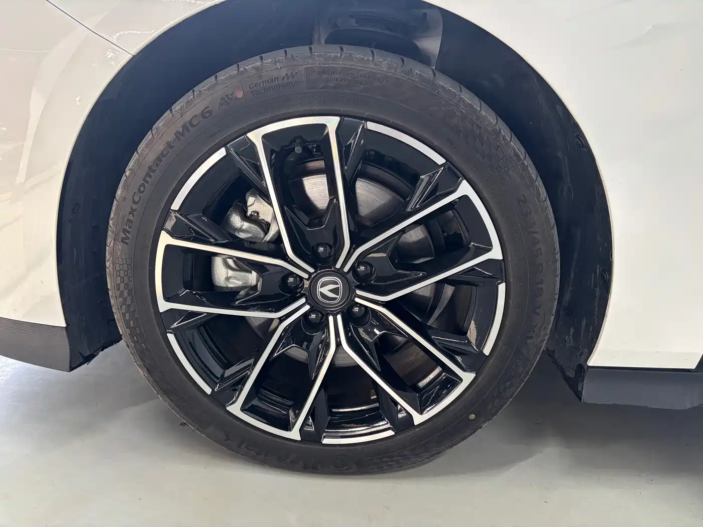 CHANGAN UNI V SMART IDD