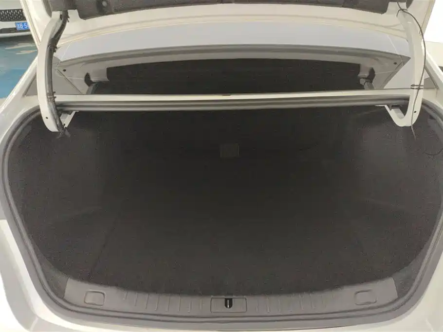 Buick Verano 2023 Pro Joy Edition фото 4