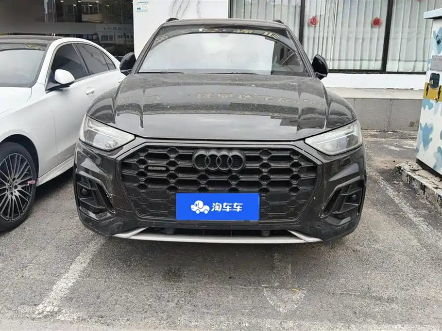 Audi Q5L 2023 40T Luxury Dynamic фото 2