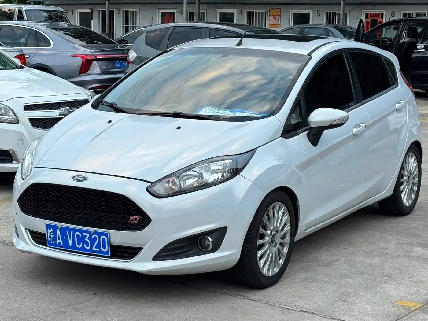 Photo 1 - Ford Fiesta
