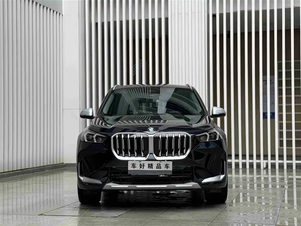 BMW X1 2024 sDrive25Li X Design Package фото 2