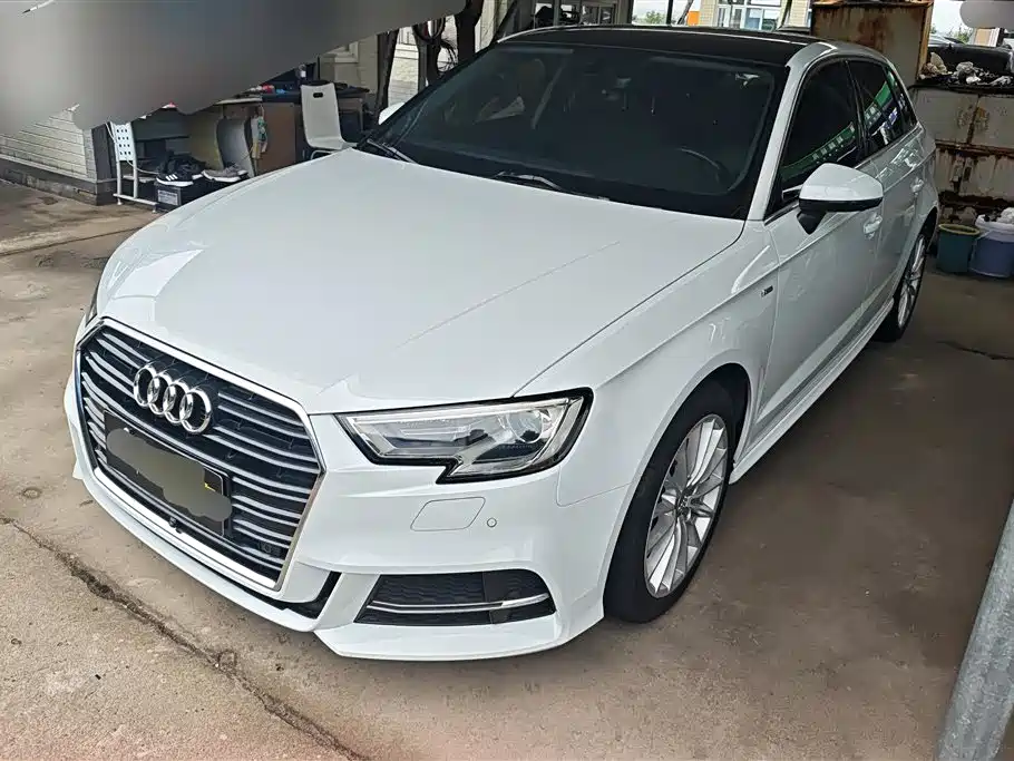 Audi A3 2018 30th Anniversary Sportback 35 TFSI Fashion