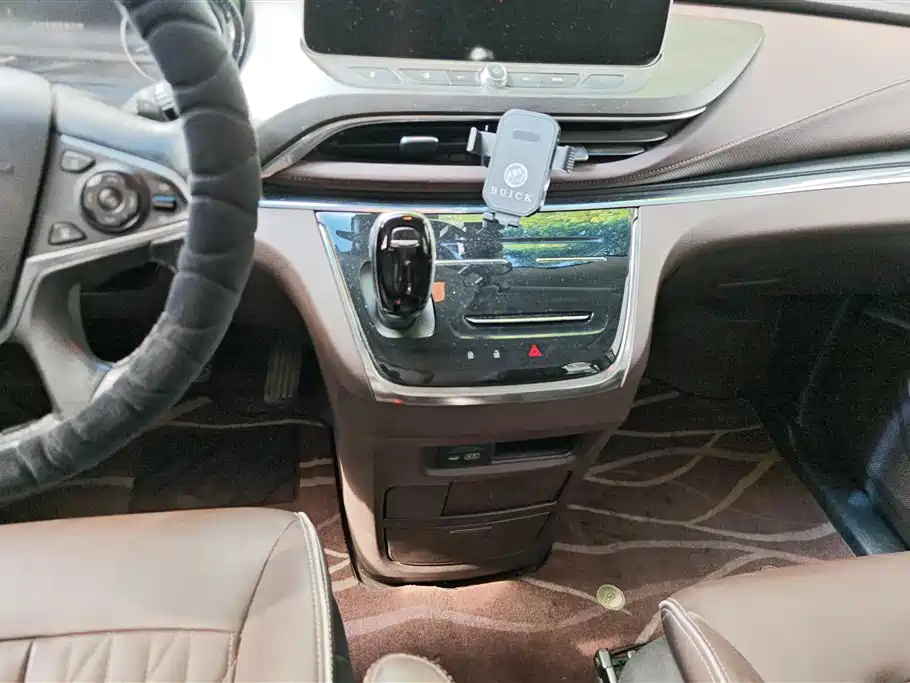 Buick GL8 2023 Land Business Class 652T Luxury фото 16