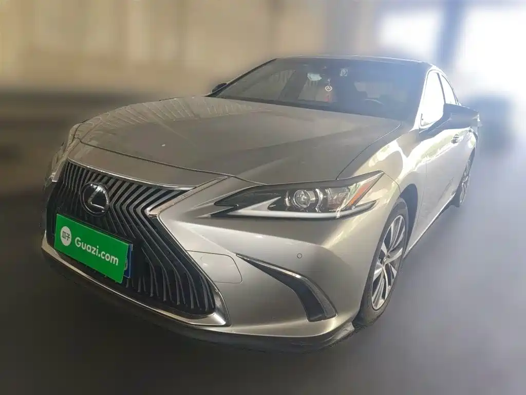 Lexus ES 2018 200 Excellence Edition China V фото 2