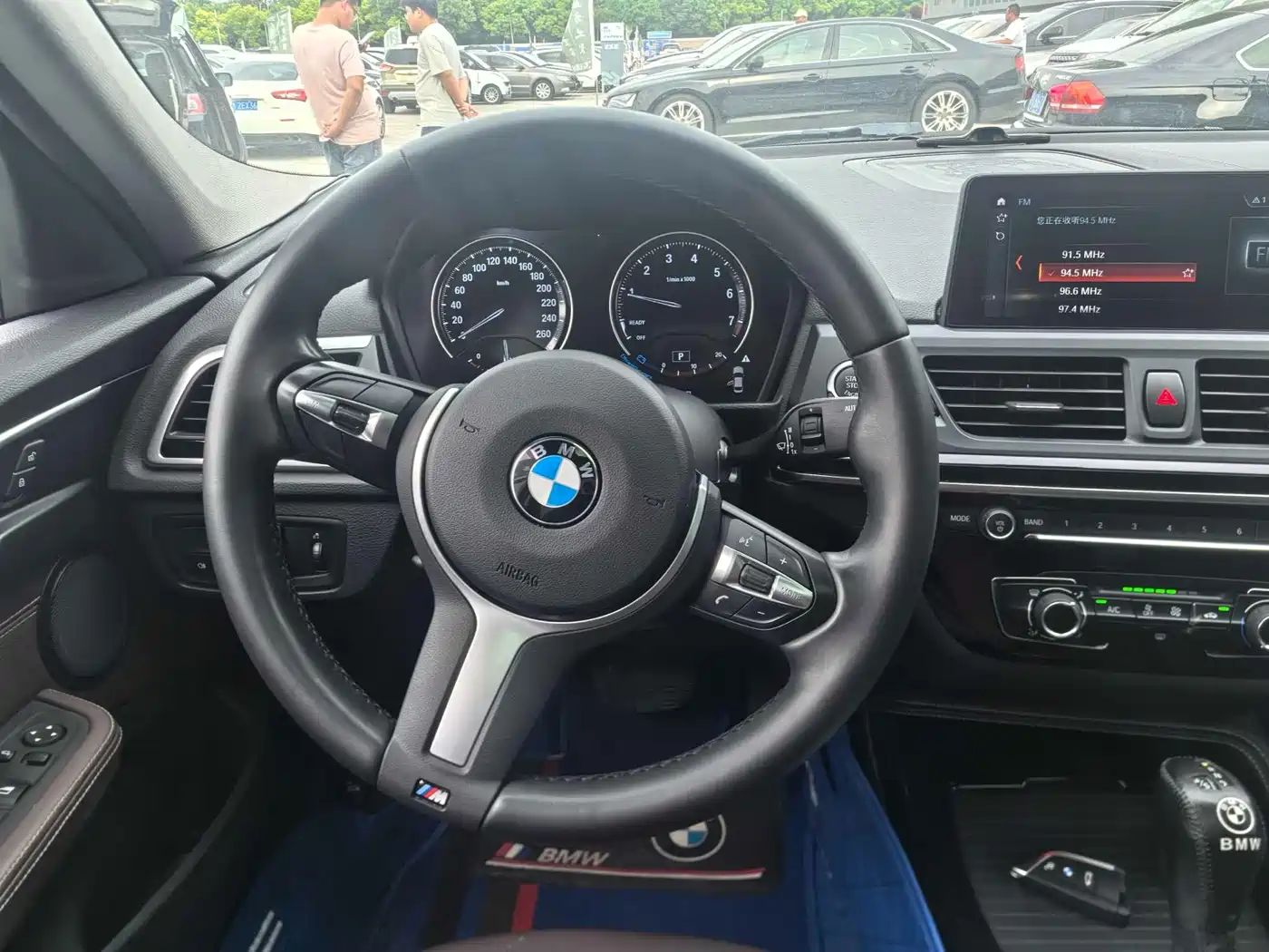 BMW 1 Series 2019 118i M Sport Package фото 13
