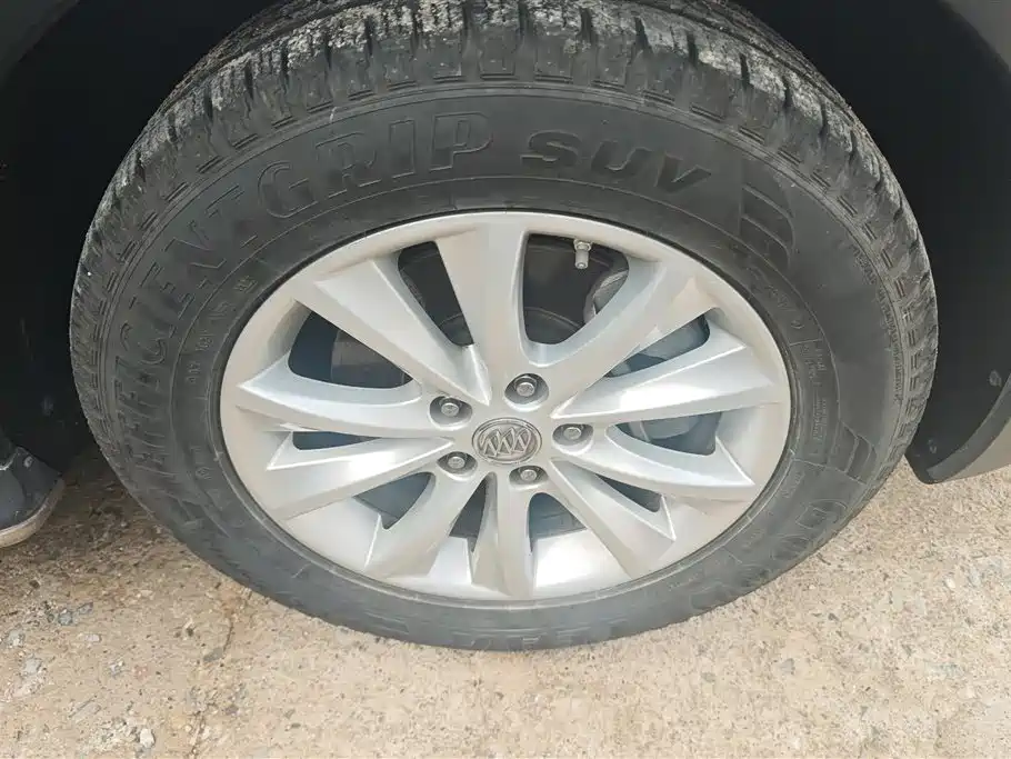 Buick Envision Plus 2017 28T AWD Luxury фото 6