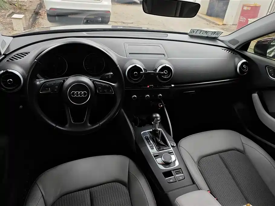Audi A3 2019 Limousine 35 TFSI Fashion China V фото 12