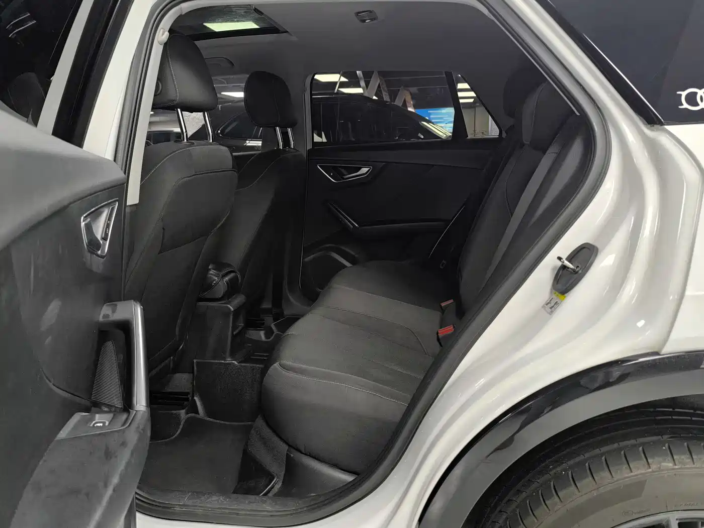 Audi Q2L 2018 35 TFSI Launch Exclusive Edition China VI фото 10