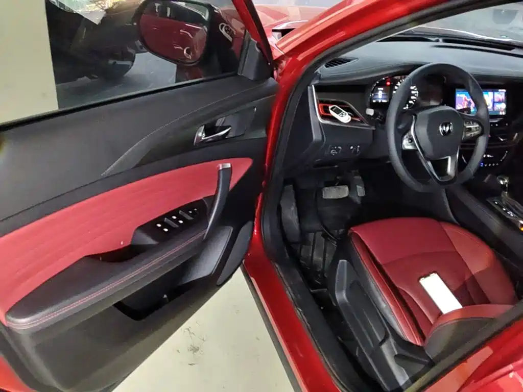 Changan CS35 PLUS 2019 2019 1.4T DCT Smooth Connect Blue Whale Edition