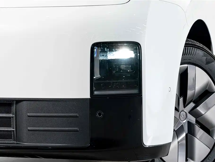 Li Auto MEGA 2025 2025 Model Home Family Special Edition