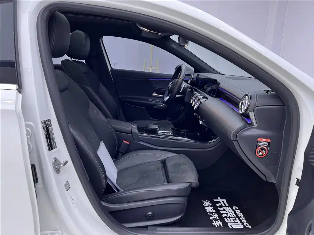 Mercedes-Benz A-Class 2020 Facelift A 200 L Sport Sedan Fashion фото 19