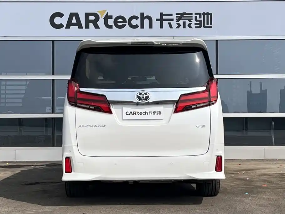 Toyota Alphard 2015 3.5L Luxury Edition фото 4