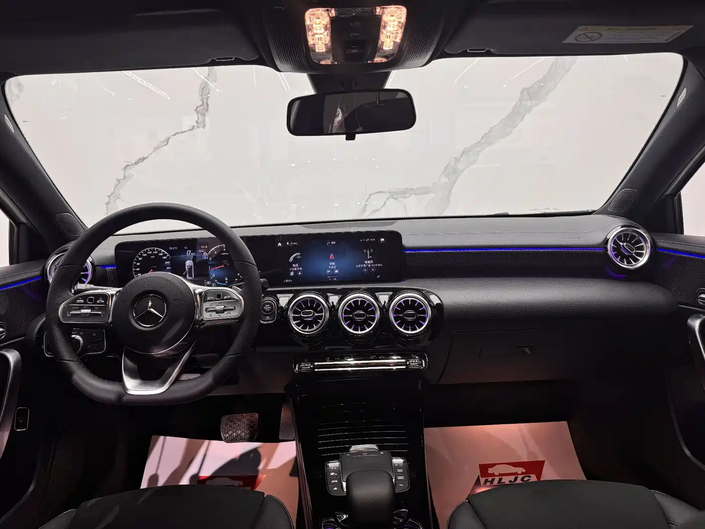 Mercedes-Benz A-Class 2023 A 200 L Fashion фото 9