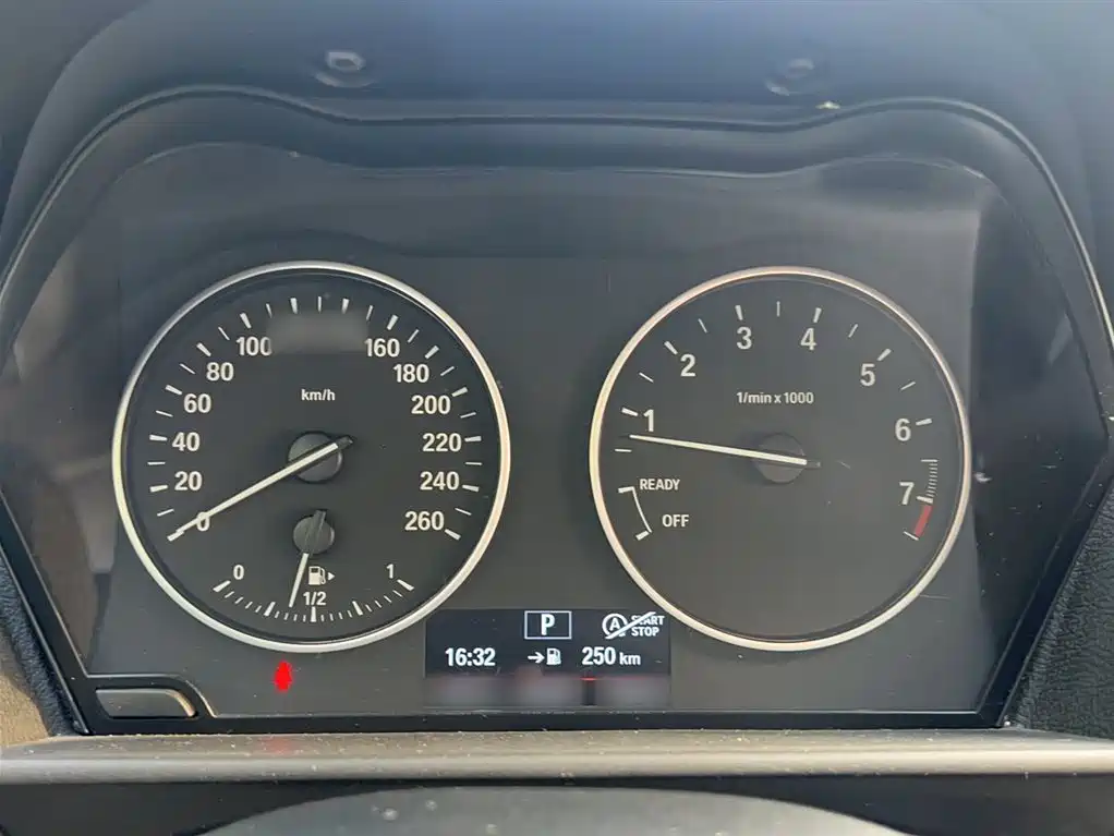 BMW 1 Series (Import) 2013 Facelift 118i Leading Model фото 8