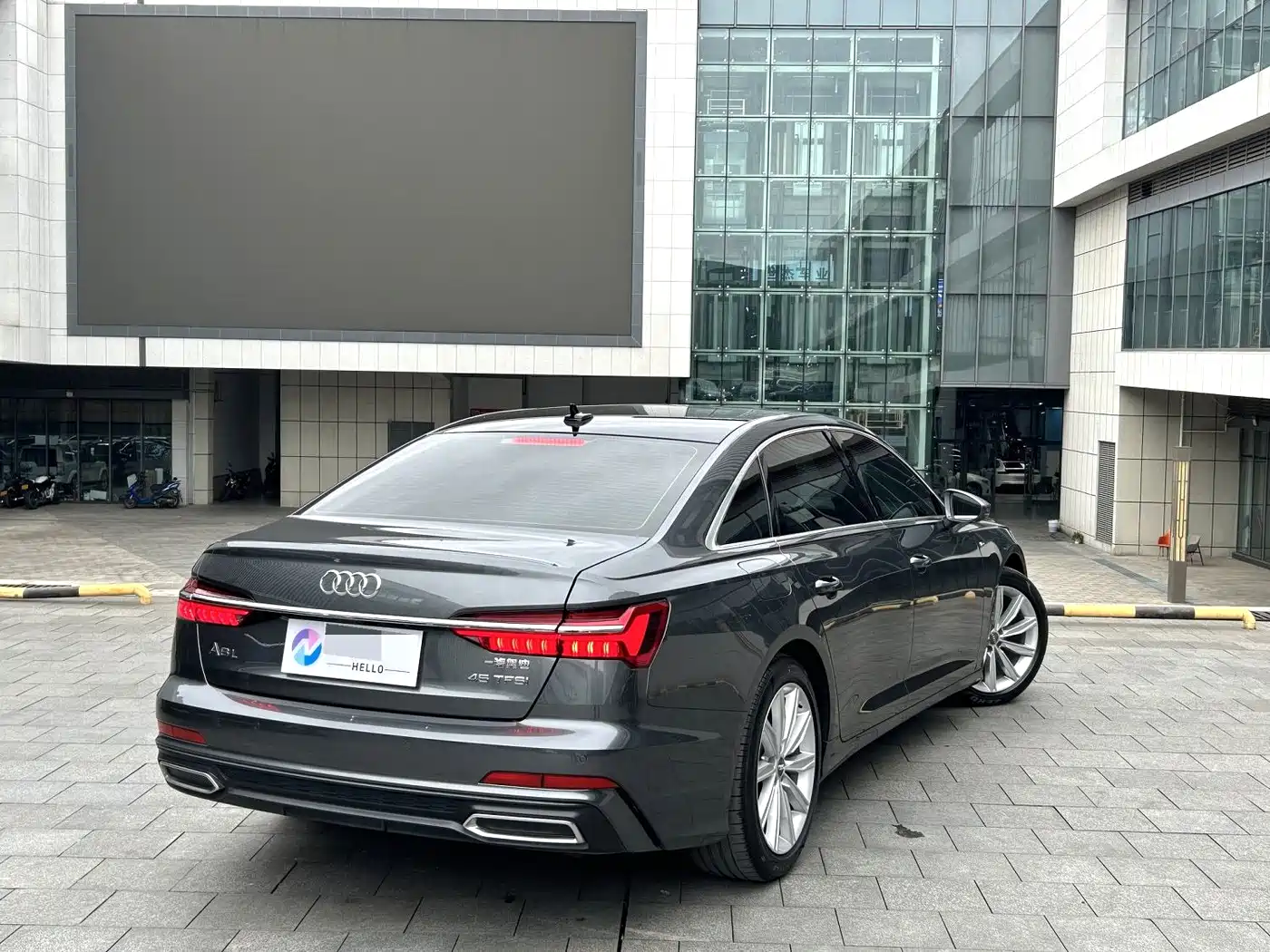 AUDI A6L