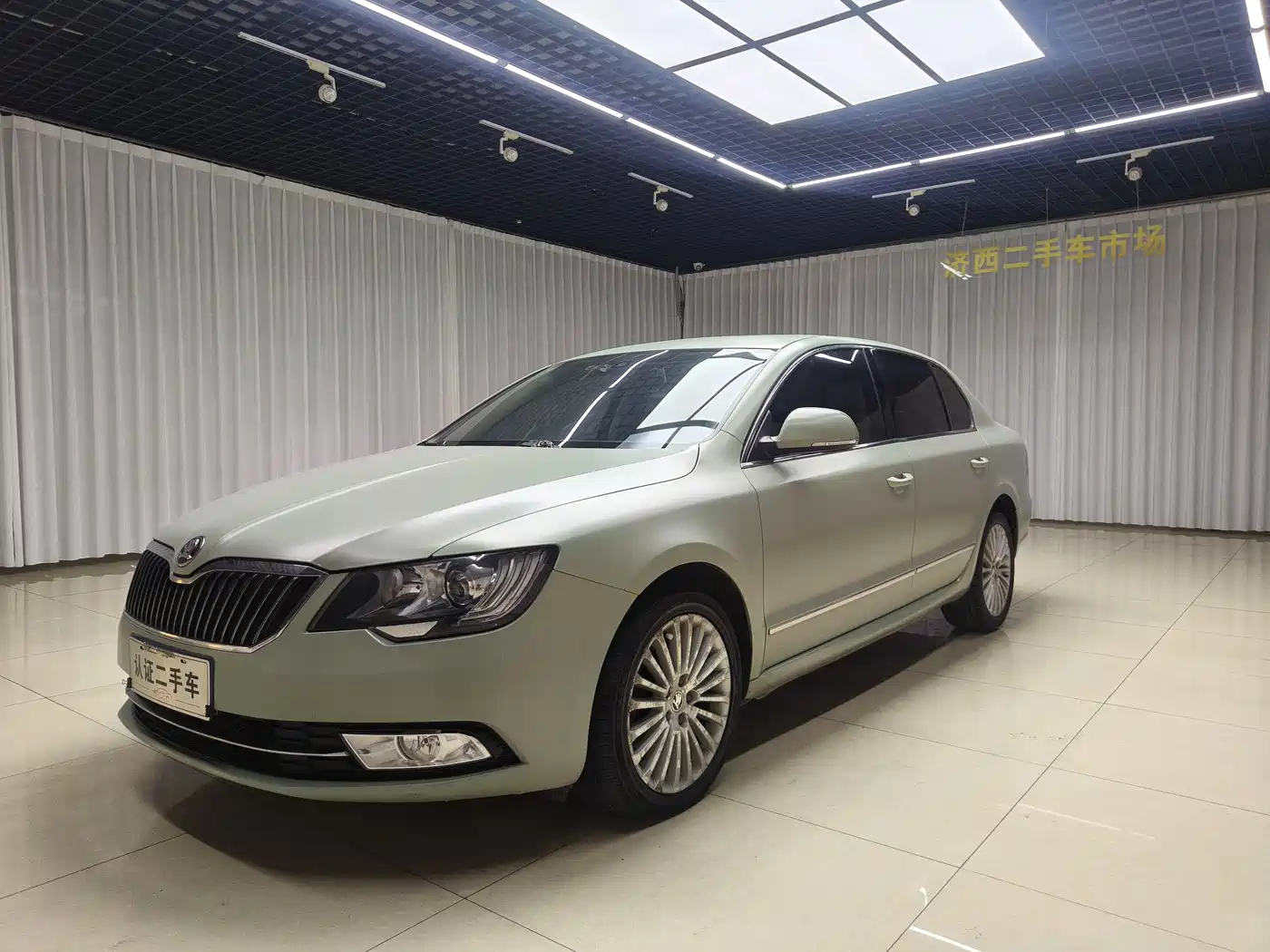 Škoda Superb 2014 2013 1.8TSI Automatic Elegance Edition