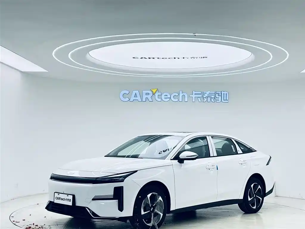 Geely Galaxy Galaxy L6 2025 EM-i 140km Explorer+ Edition