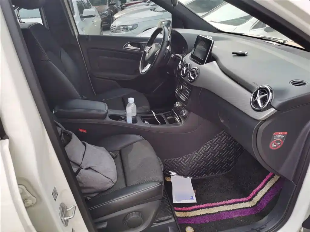 Mercedes-Benz B-Class 2015 B 200 Dynamic фото 25