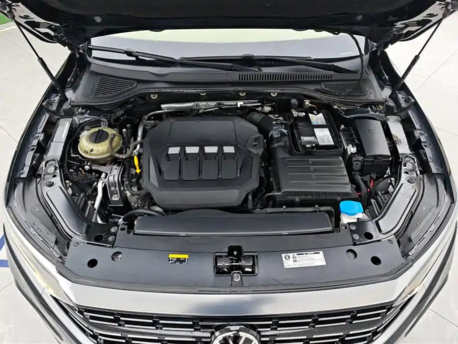 Volkswagen Passat 2022 330TSI Elite Edition фото 10