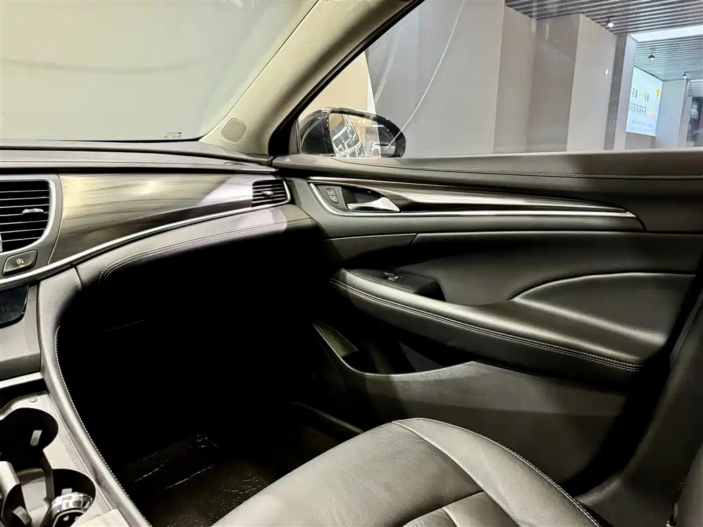 Buick LaCrosse 2021 552T Luxury Edition фото 24