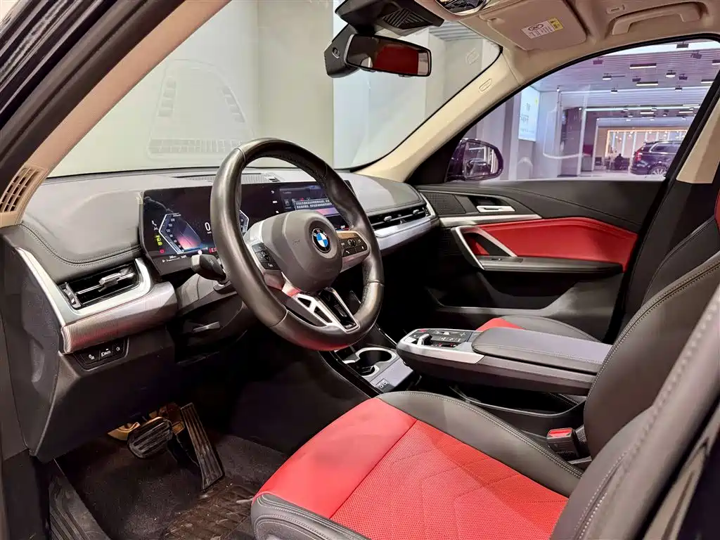 BMW X1 2023 sDrive25Li M Sport Package фото 25