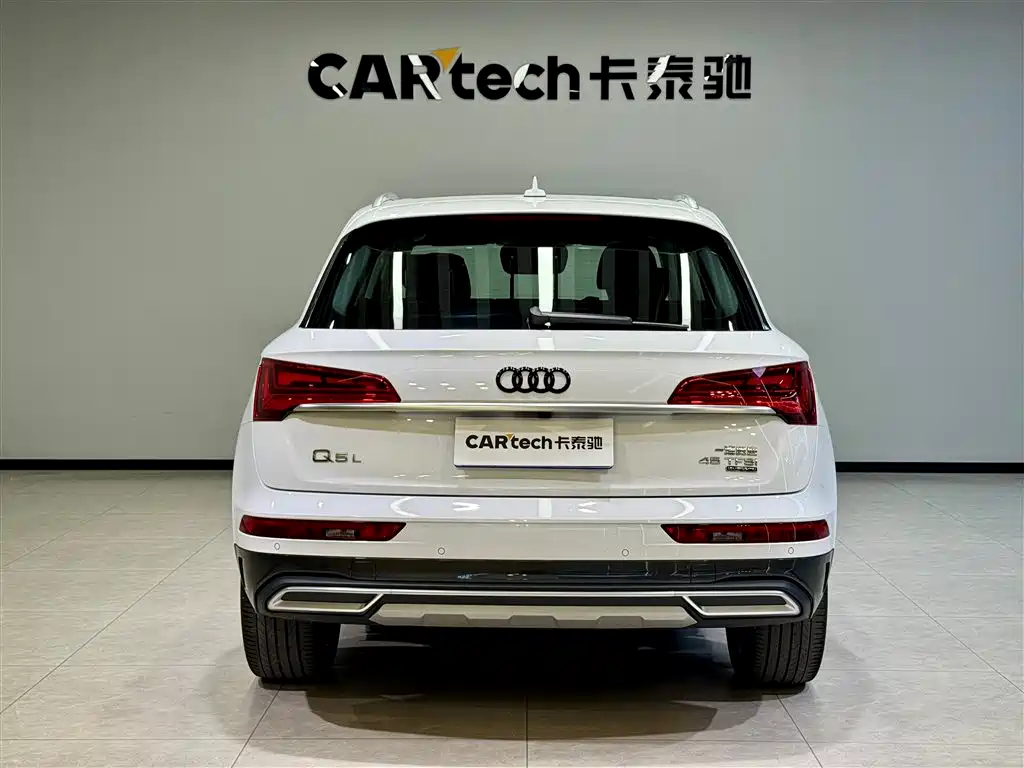 Audi Q5L 2022 45T Luxury Elegance фото 6