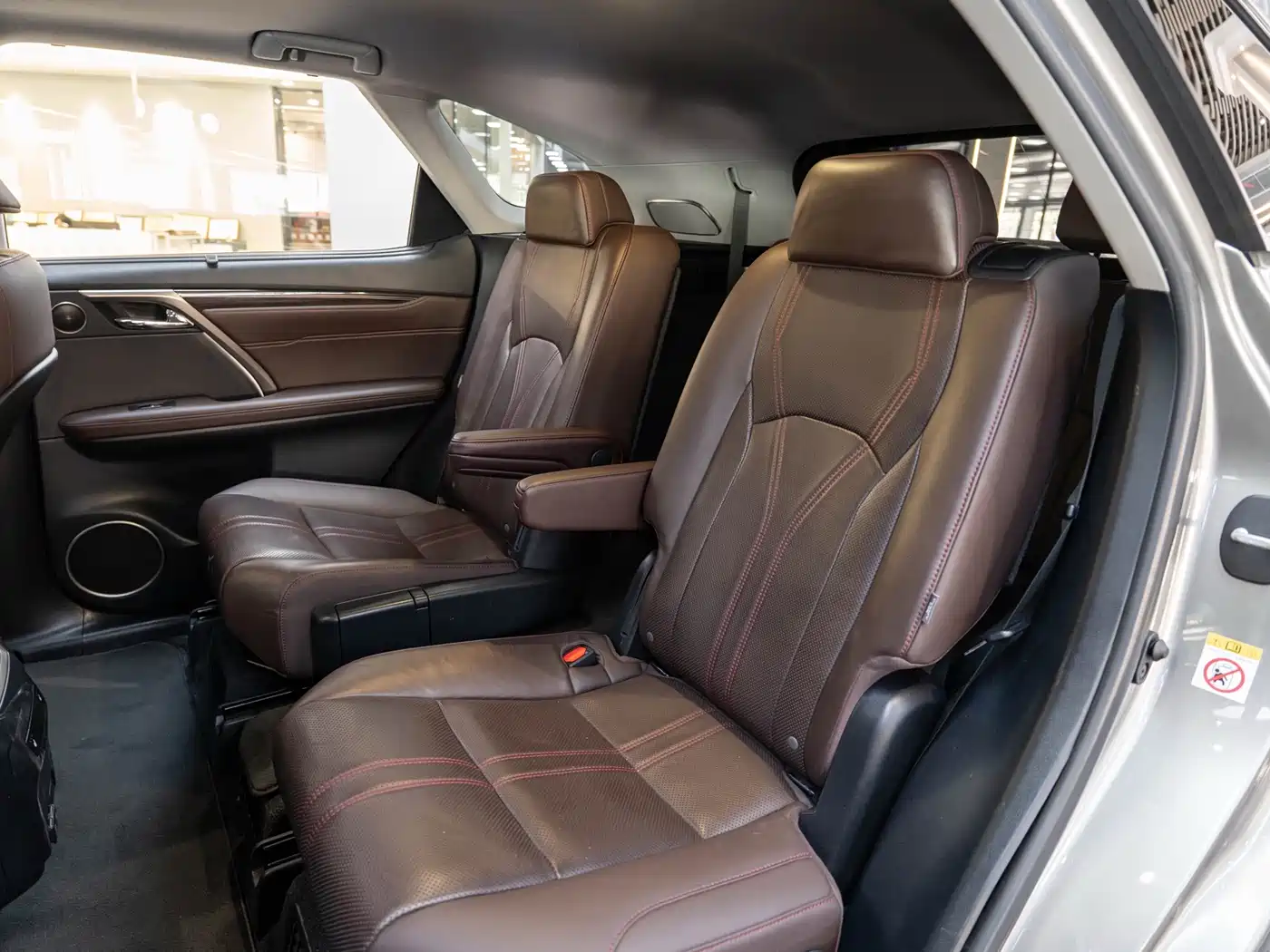 Фото 12 - Lexus RX