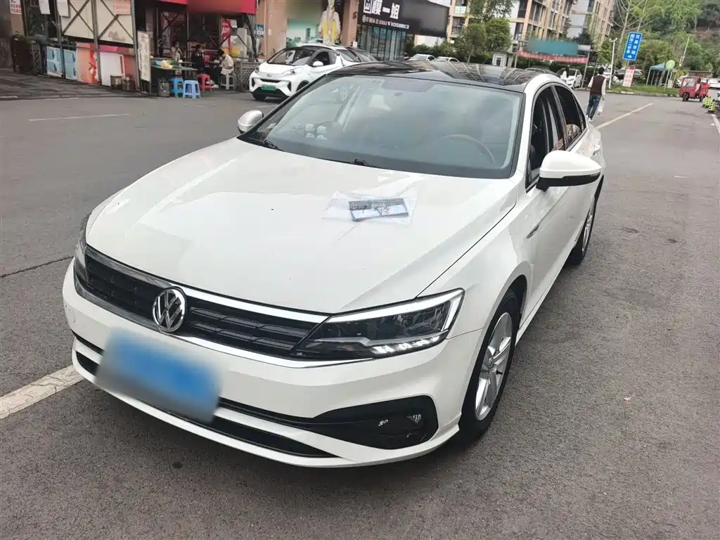 Volkswagen Lamando 2021 230TSI DSG Fashion Edition