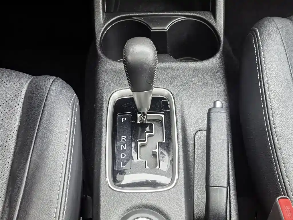 Mitsubishi Outlander 2016 2.4L 4WD Elite Edition 5-seater фото 13