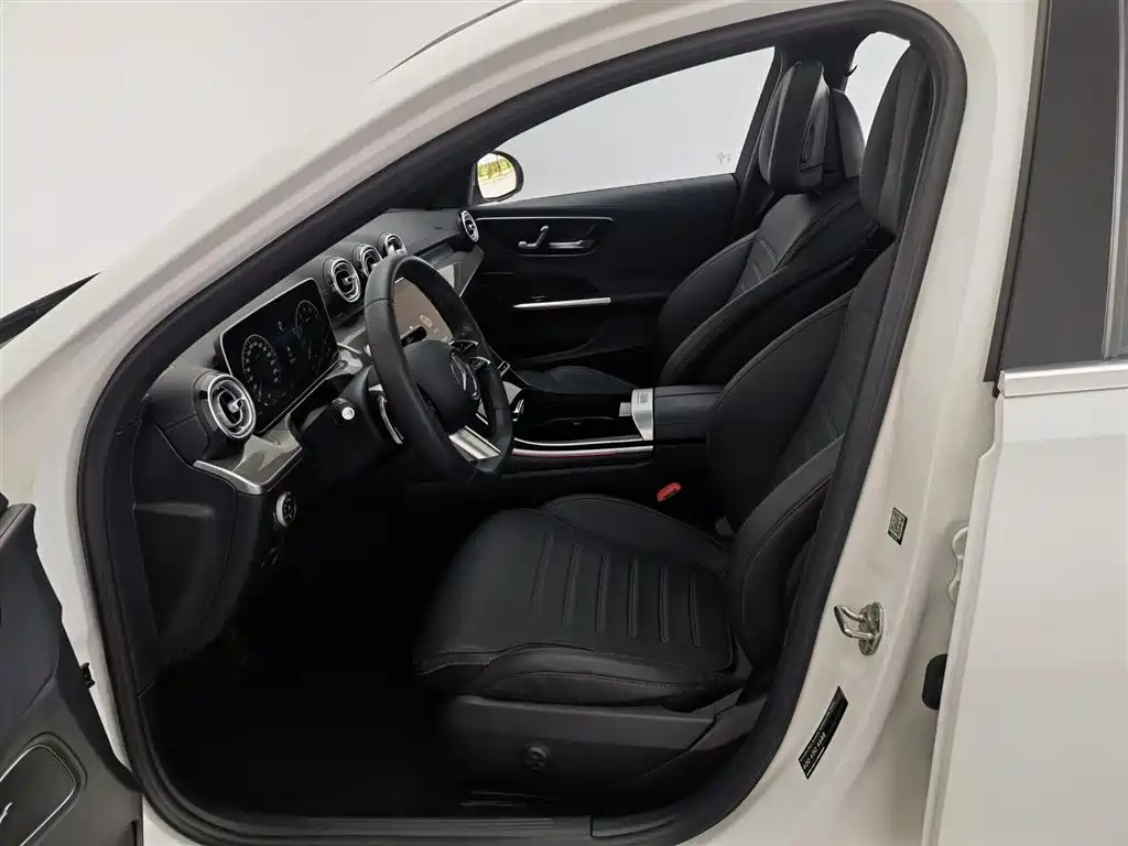 Mercedes-Benz C-Class 2023 C 260 L Sport фото 10