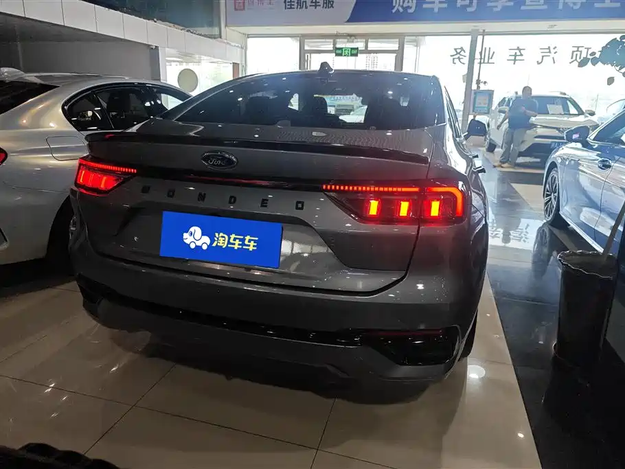 FORD MONDEO