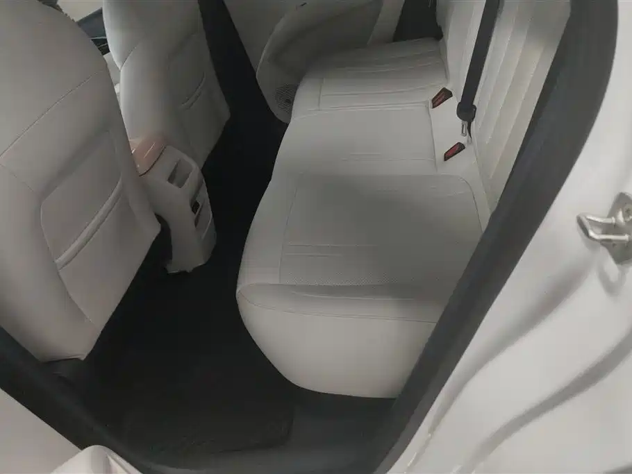 Geely Galaxy Starry Wish 2025 310km Dream Edition фото 11