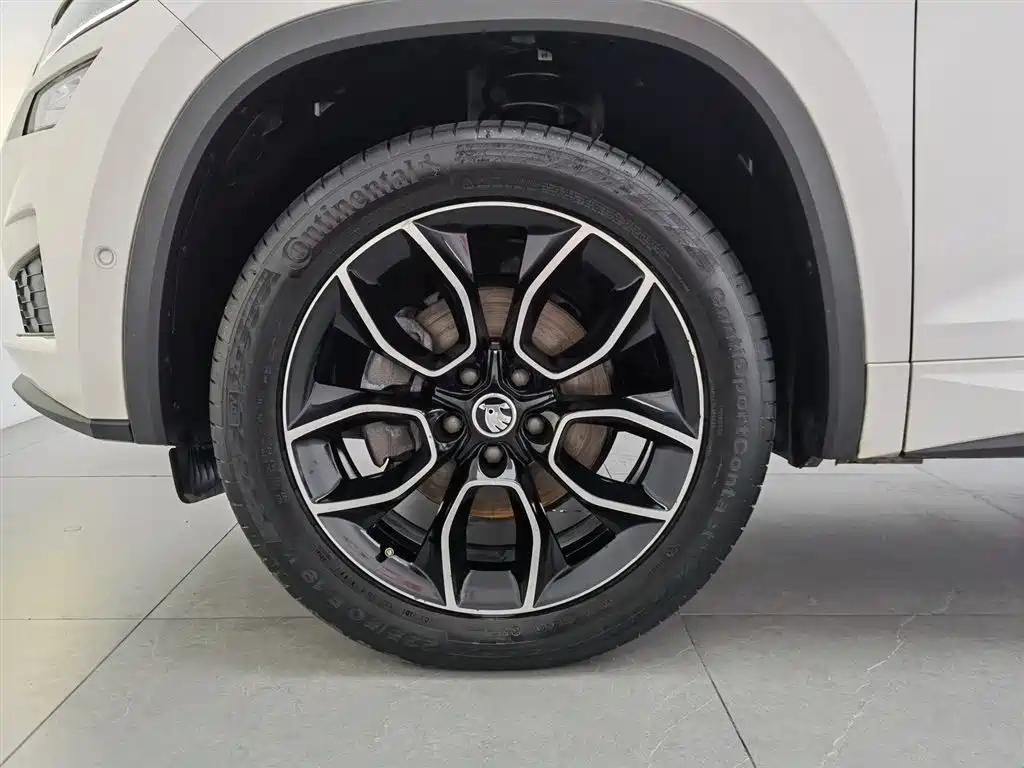Škoda Kodiaq GT 2019 TSI330 2WD Luxury Edition China VI фото 17