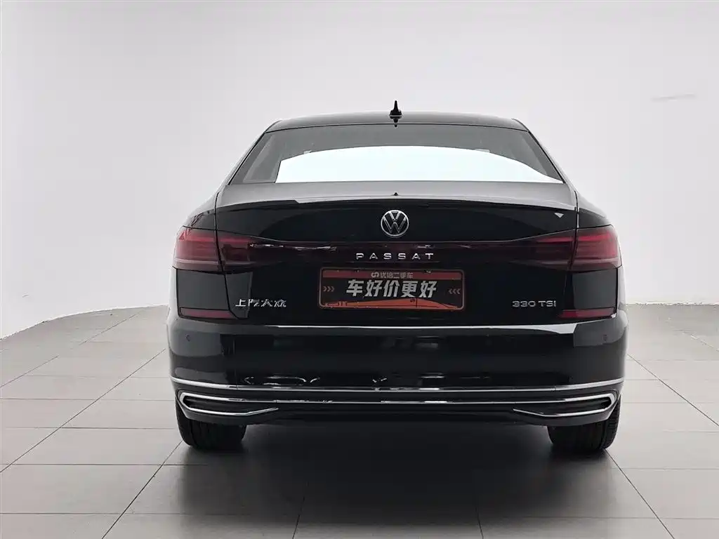 Volkswagen Passat 2023 Facelift 330TSI Luxury Edition фото 4