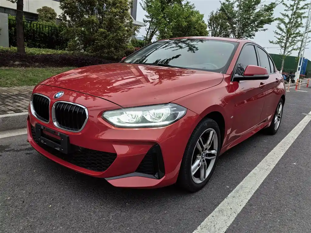BMW 1 Series 2020 Model 120i M Sport Package фото 2