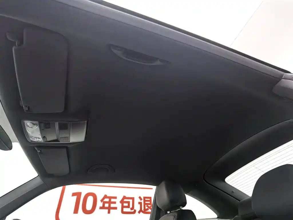 Volkswagen Beetle 2015 180TSI фото 14