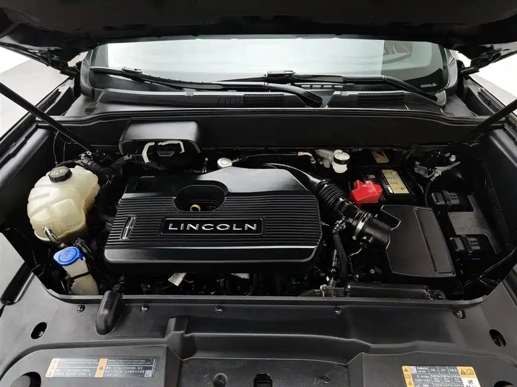 Lincoln Nautilus (Import) 2019 2.0T 4WD Zunya Edition China V фото 6