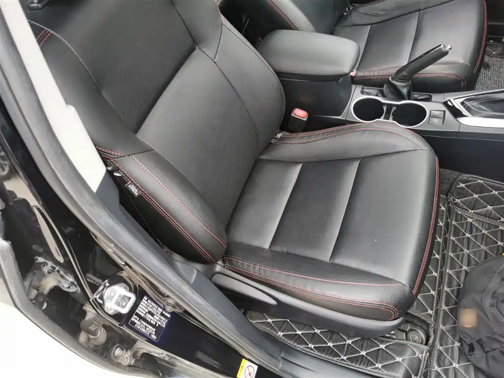 Toyota Levin 2017 Facelift 185T CVT Elite (China V) фото 25