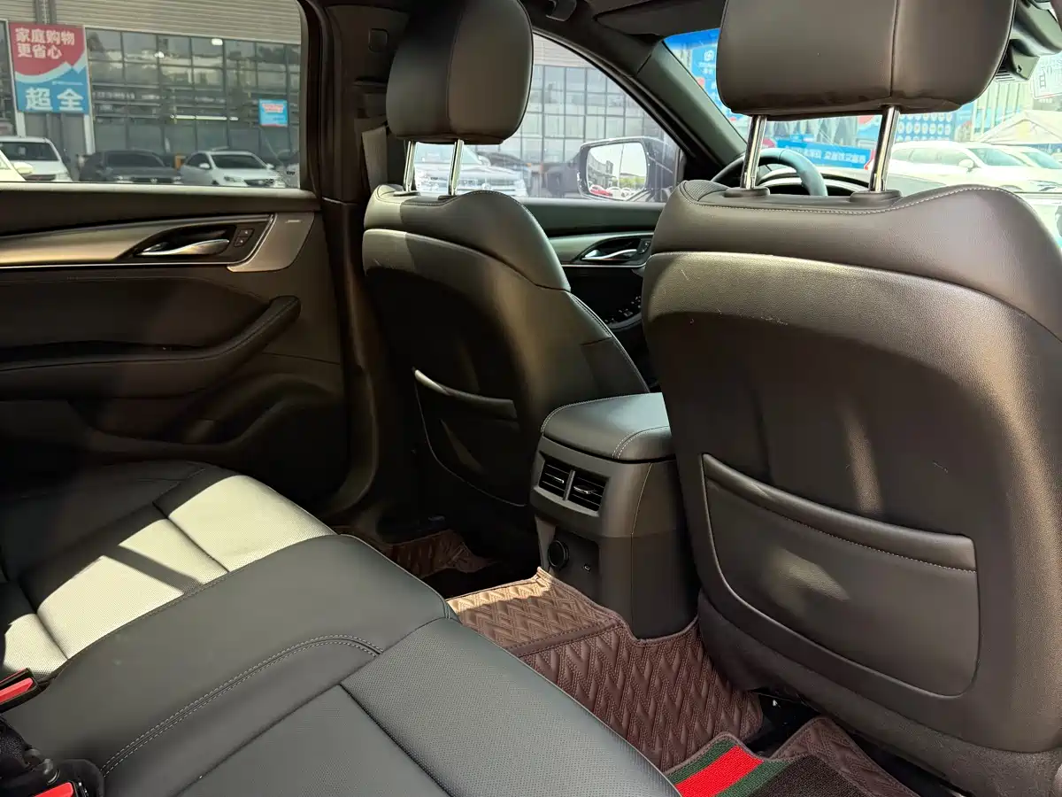 Cadillac CT5 2023 28T Luxury Style (Standard Edition) фото 6
