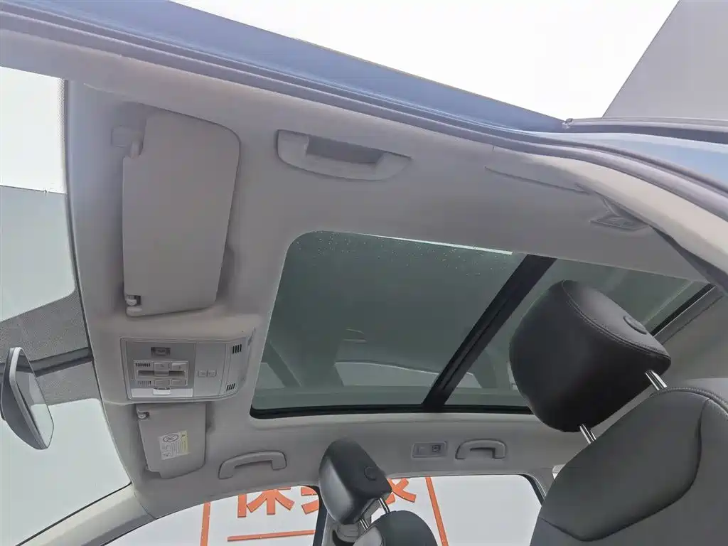 Volkswagen Tharu 2019 Model 330TSI 4WD Flagship Edition China VI фото 14