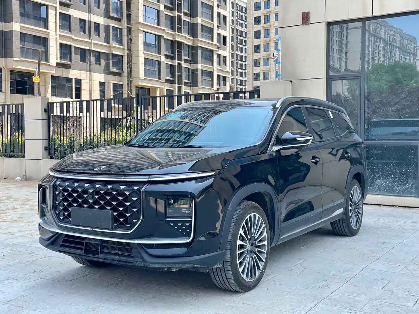 Jetour Shanhai L9 2025 2024 1.5TD 2DHT Executive Edition 7-Seater