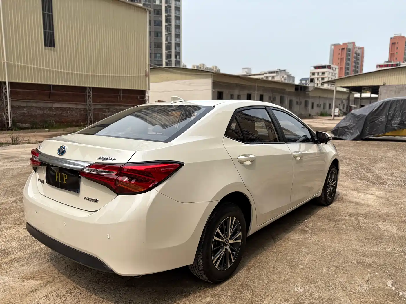 Toyota Levin 2016 Hybrid 1.8H GS E-CVT Elite Sunroof фото 9