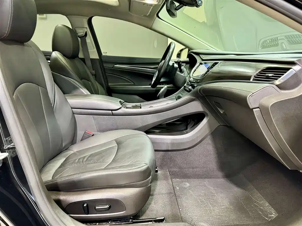 Buick LaCrosse 2021 552T Luxury Edition фото 19
