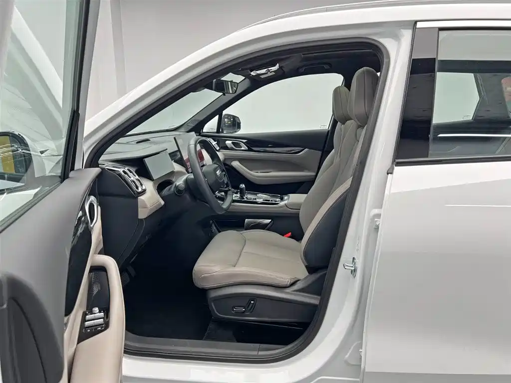 GEELY BOYUE L