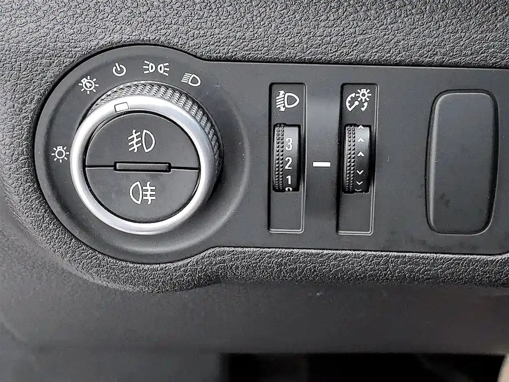 Haval H8 2015 2.0T 2WD Standard фото 21